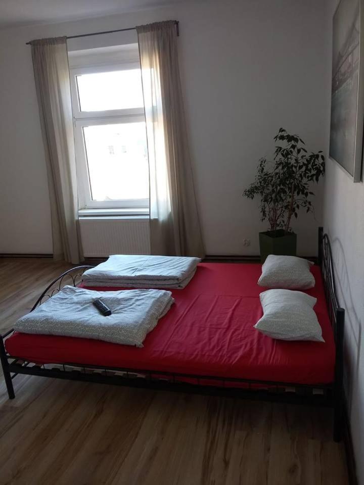 Hostel Awangarda Познань Екстер'єр фото