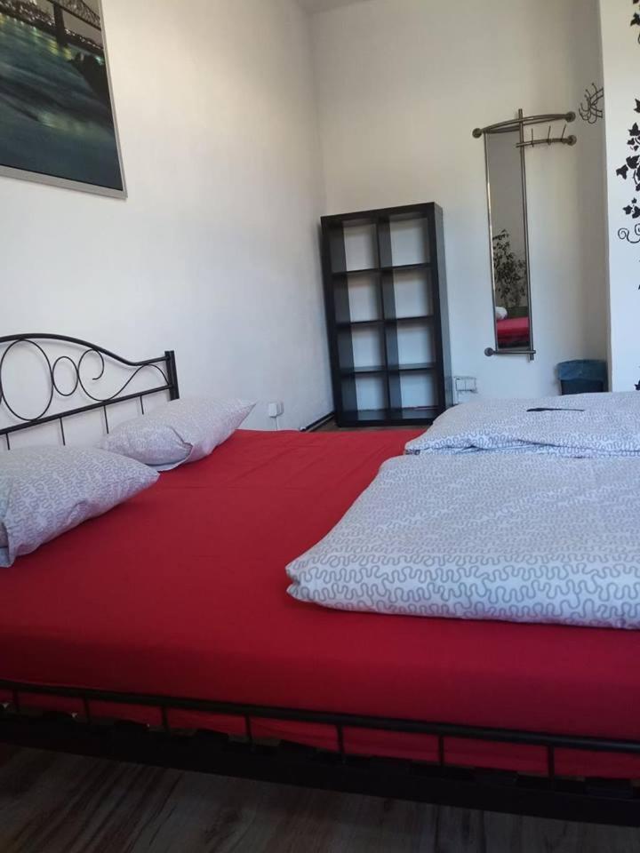 Hostel Awangarda Познань Екстер'єр фото
